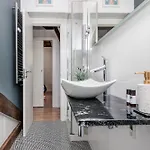 Baruhaus Atico Guzman Apartamento Leão