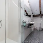 Baruhaus Atico Guzman Apartamento