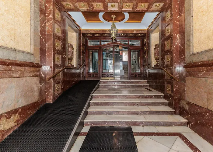 Baruhaus Atico Guzman León