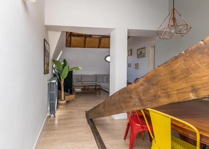 Baruhaus Atico Guzman